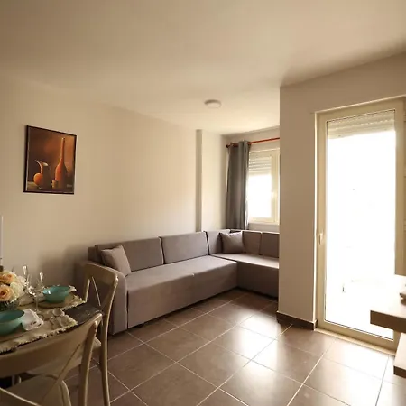 Dyrrah Seaside Apartment Durres