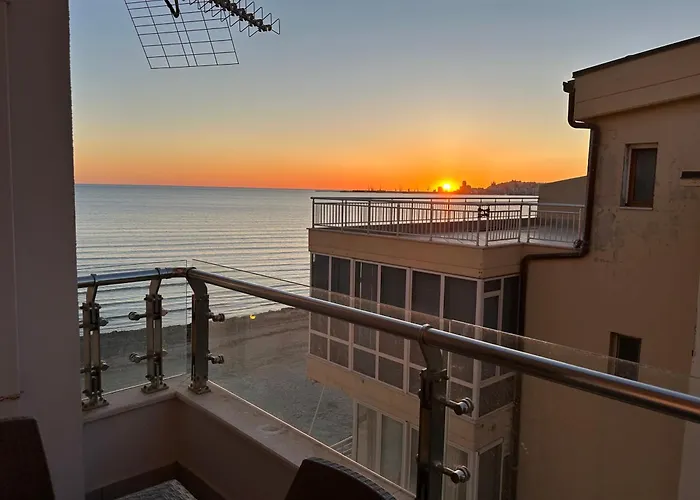 Dyrrah Seaside Apartament *